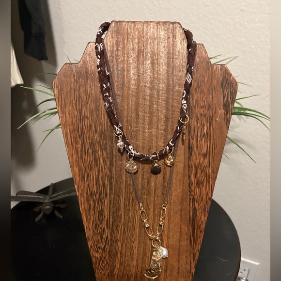Sand & Sea- Handmade Braided Brown bandana necklace with gold charms set - Picture 1 of 8
